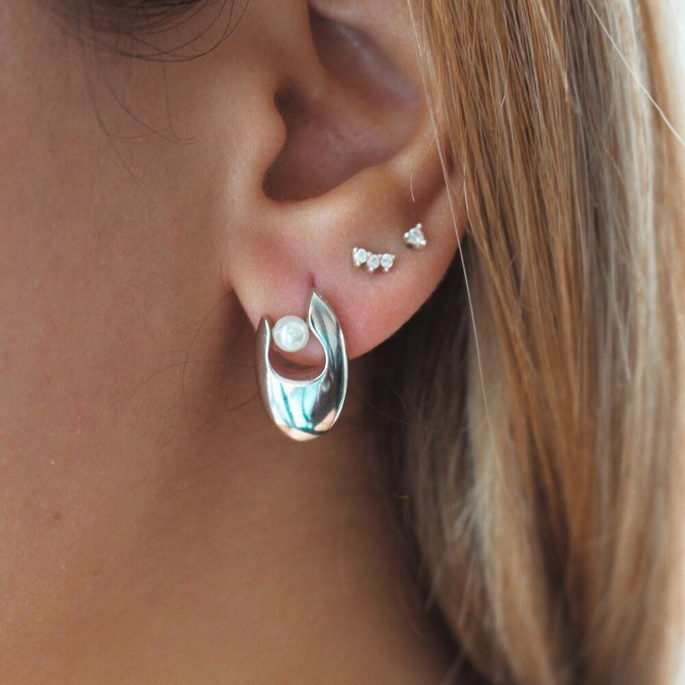pearl modern sterling silver stud earrings